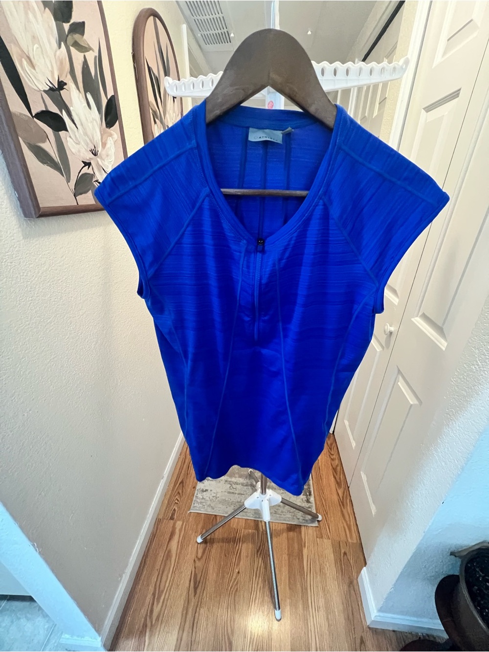 Athleta Royal Blue Women's Athletic Tank with V-Neck Zip